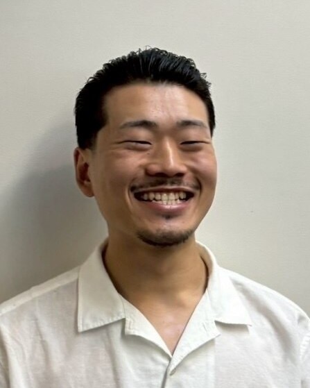 爰河　泰介